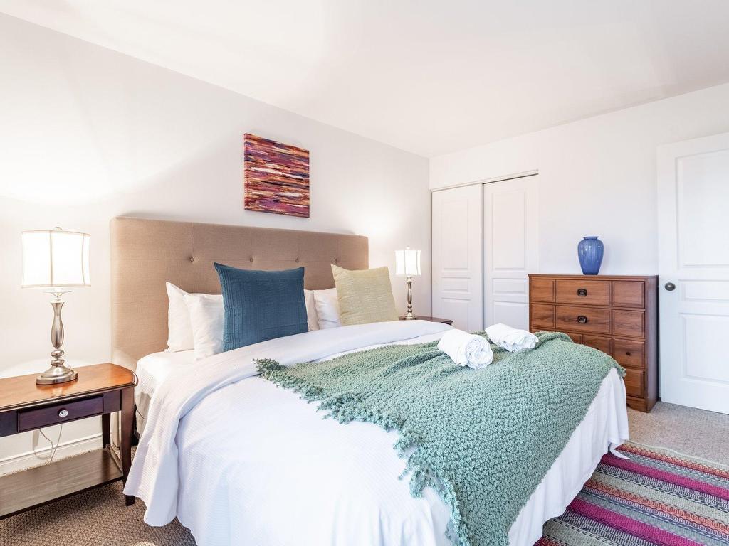 









1736


Ch. du Golf

,
Mont-Tremblant,




QC
J8E2K6

