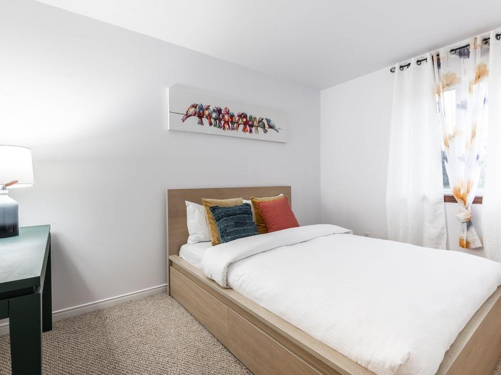 









1736


Ch. du Golf

,
Mont-Tremblant,




QC
J8E2K6


