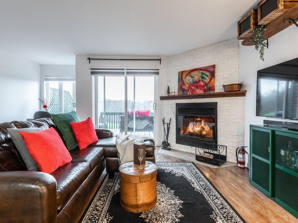 









1736


Ch. du Golf

,
Mont-Tremblant,




QC
J8E2K6

