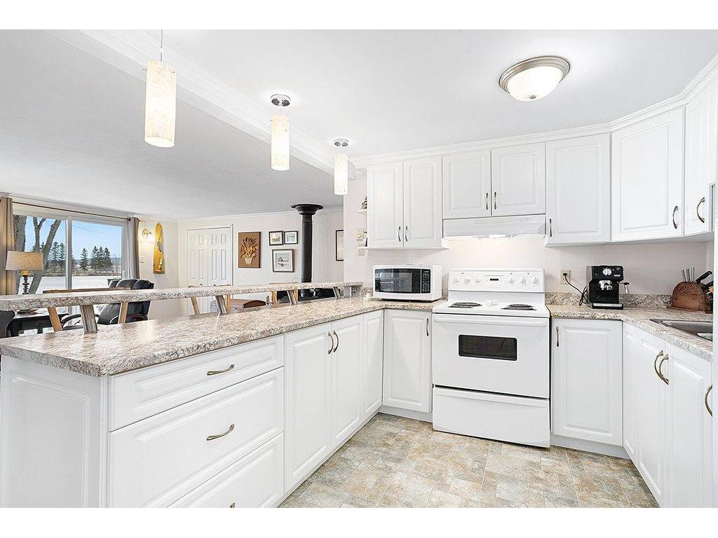 









485


Ch. des Outaouais

,
L'Île-du-Grand-Calumet,




QC
J0X1J0

