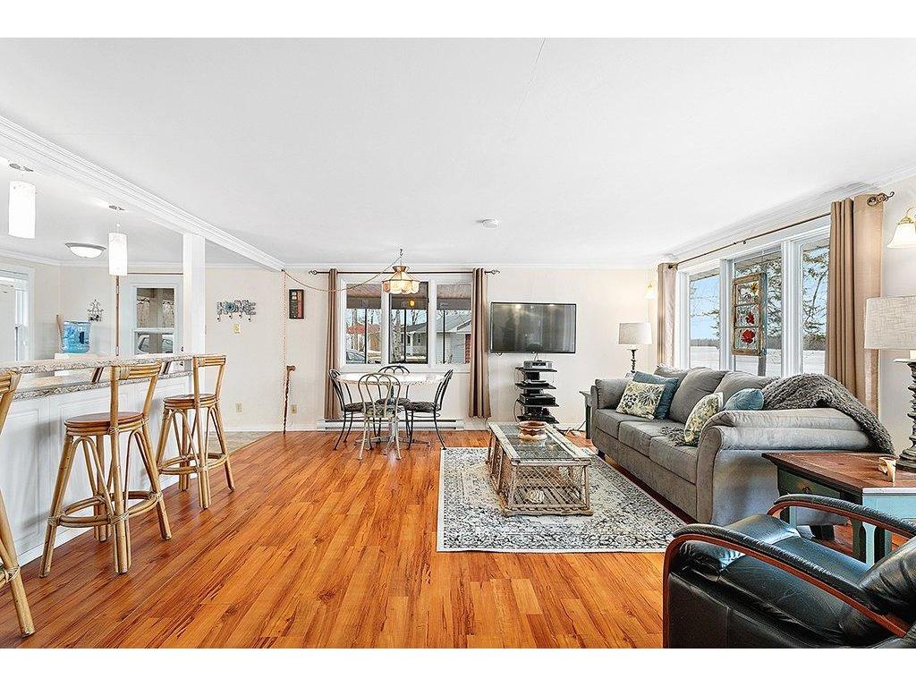 









485


Ch. des Outaouais

,
L'Île-du-Grand-Calumet,




QC
J0X1J0

