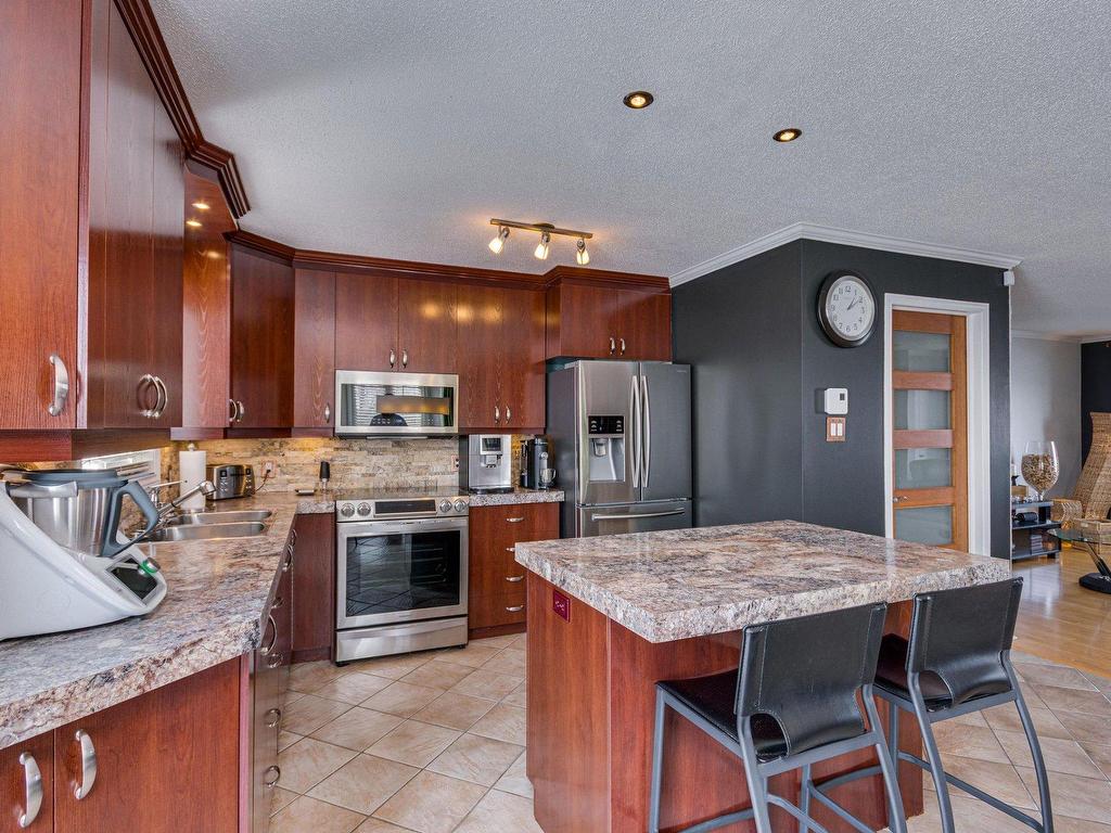 









25


Rue de Chaville

,
Gatineau (Masson-Angers),




QC
J8M1W2

