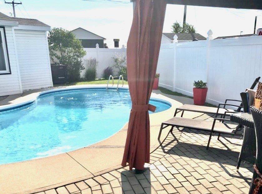 









25


Rue de Chaville

,
Gatineau (Masson-Angers),




QC
J8M1W2

