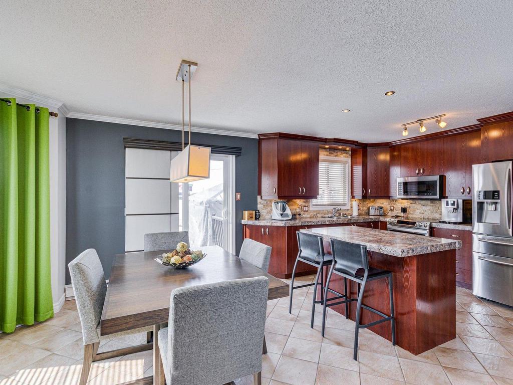 









25


Rue de Chaville

,
Gatineau (Masson-Angers),




QC
J8M1W2

