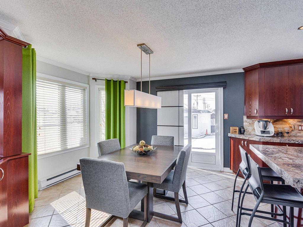 









25


Rue de Chaville

,
Gatineau (Masson-Angers),




QC
J8M1W2

