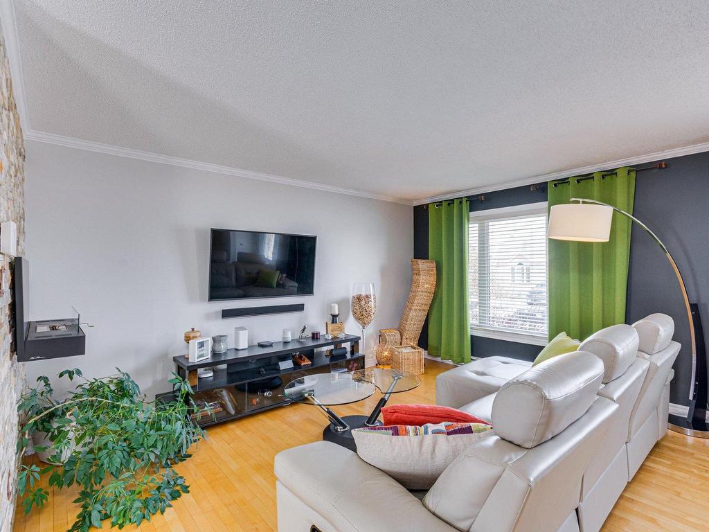 









25


Rue de Chaville

,
Gatineau (Masson-Angers),




QC
J8M1W2


