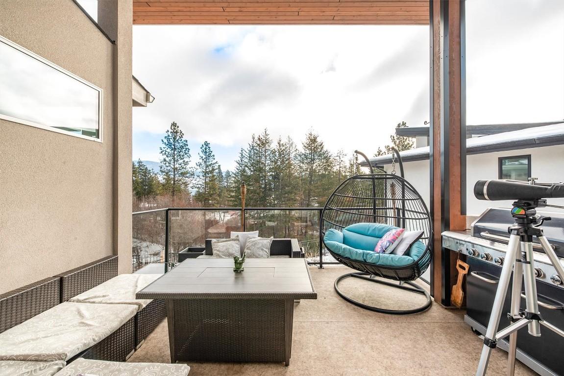 









10335


Long

Road,
Lake Country,




BC
V4V 0A9

