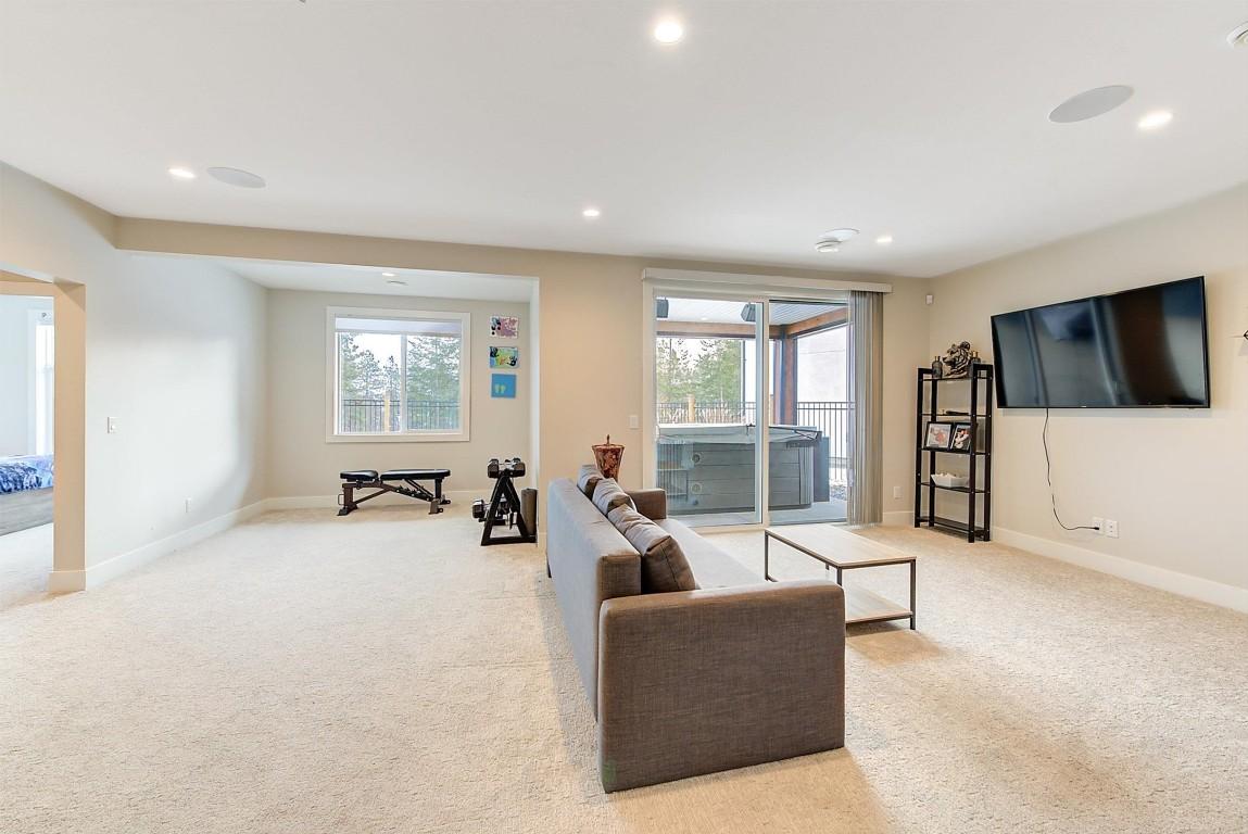 









10335


Long

Road,
Lake Country,




BC
V4V 0A9

