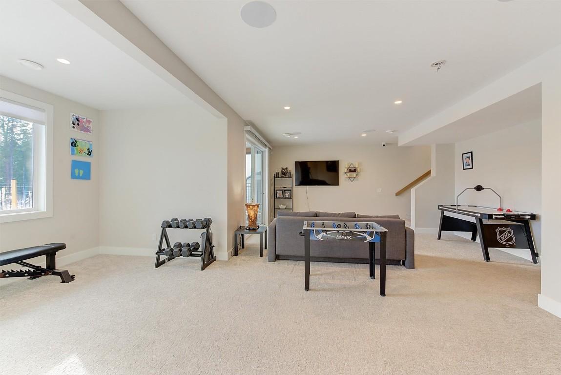 









10335


Long

Road,
Lake Country,




BC
V4V 0A9

