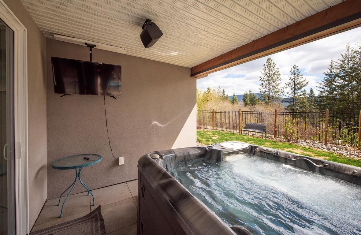 









10335


Long

Road,
Lake Country,




BC
V4V 0A9

