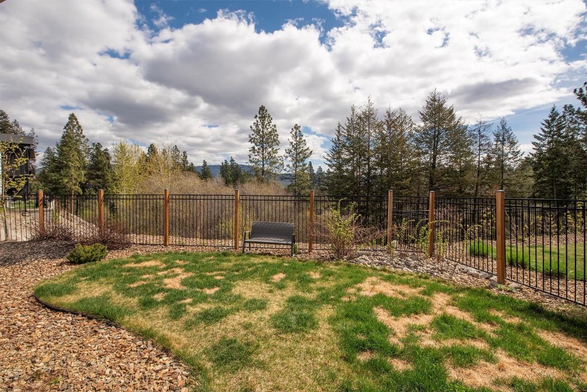 









10335


Long

Road,
Lake Country,




BC
V4V 0A9

