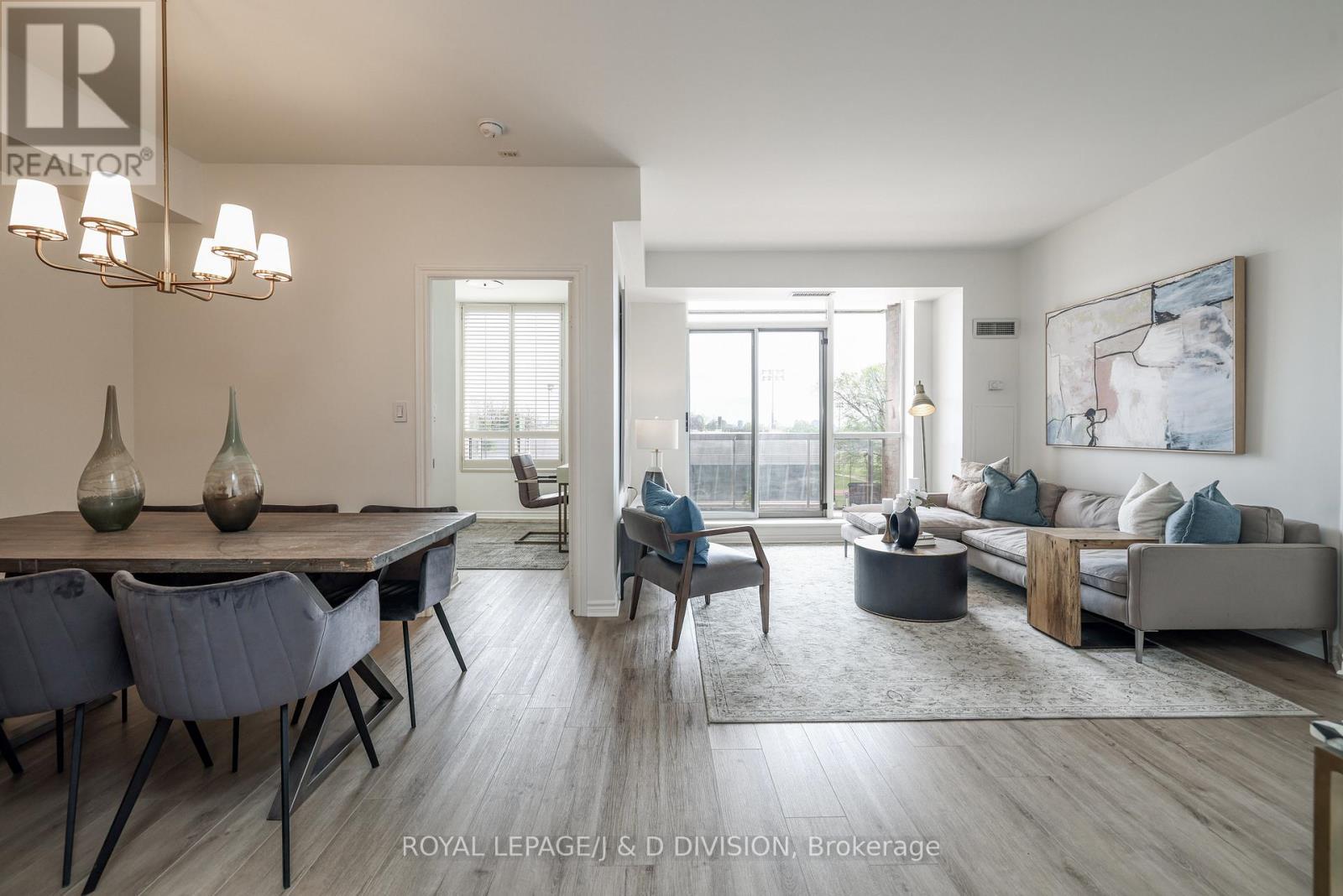 












302 - 1750 BAYVIEW AVENUE

,
Toronto,




Ontario
M4G4H6

