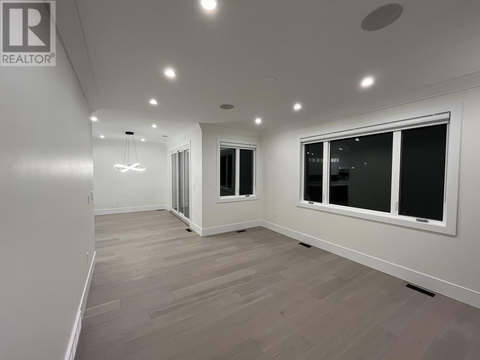 












10611 110 STREET

,
Fort St. John,




British Columbia
V1J0N3

