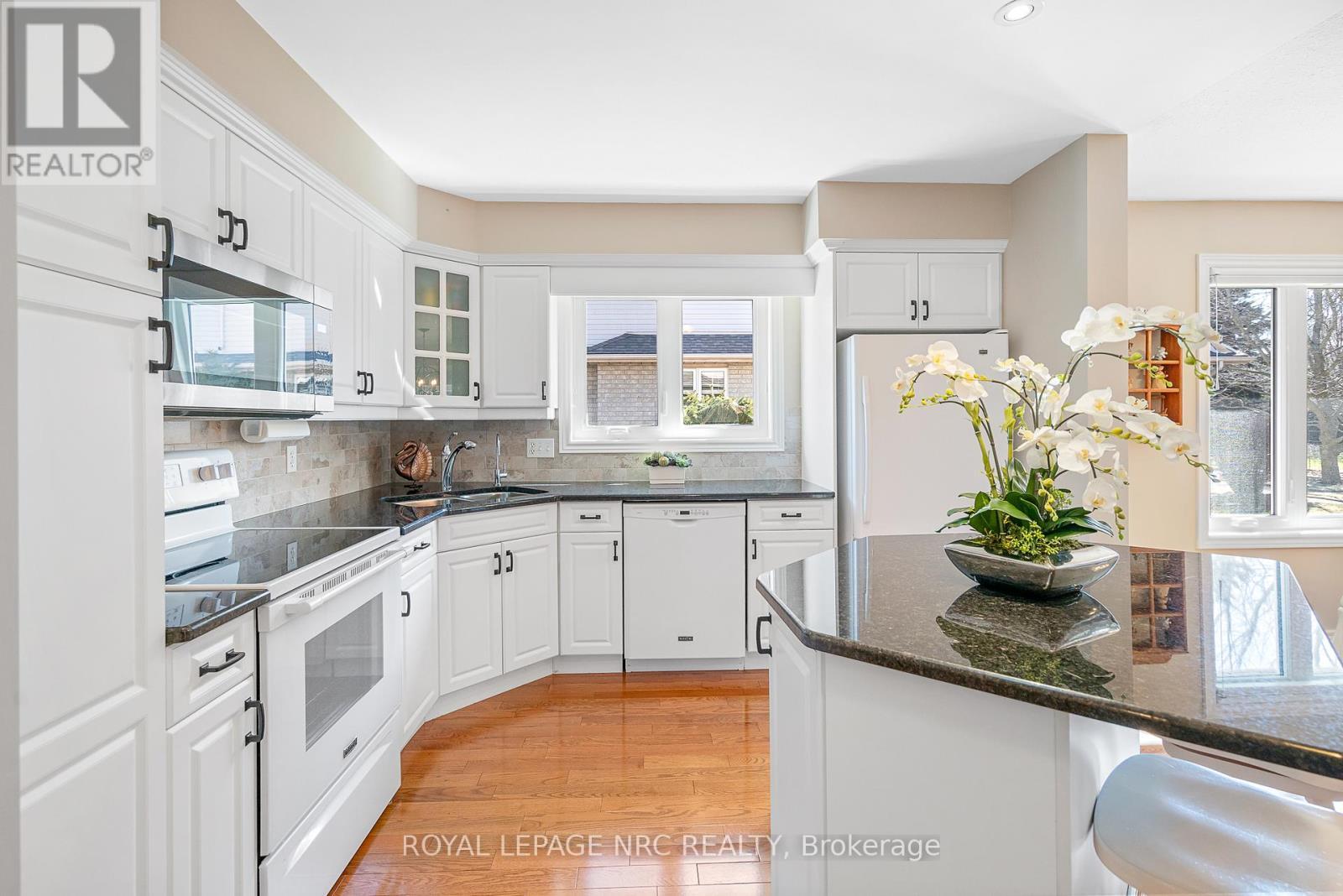 












26 STONEGATE PLACE

,
Pelham (Fonthill),




Ontario
L0S1E3

