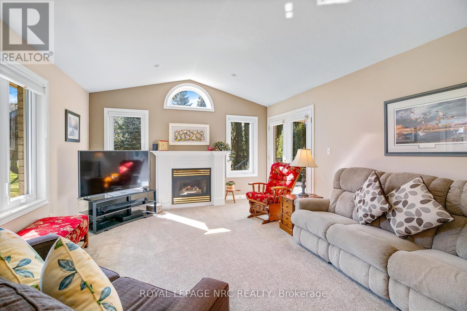 












26 STONEGATE PLACE

,
Pelham (Fonthill),




Ontario
L0S1E3

