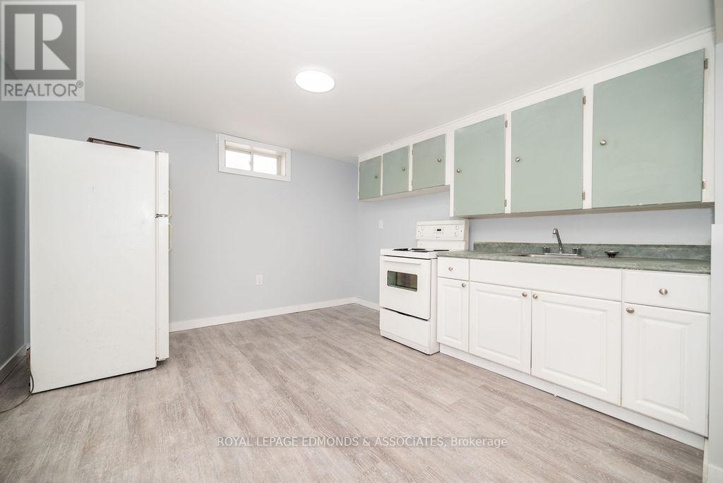 












140 CECELIA STREET

,
Pembroke,




Ontario
K8A1R6

