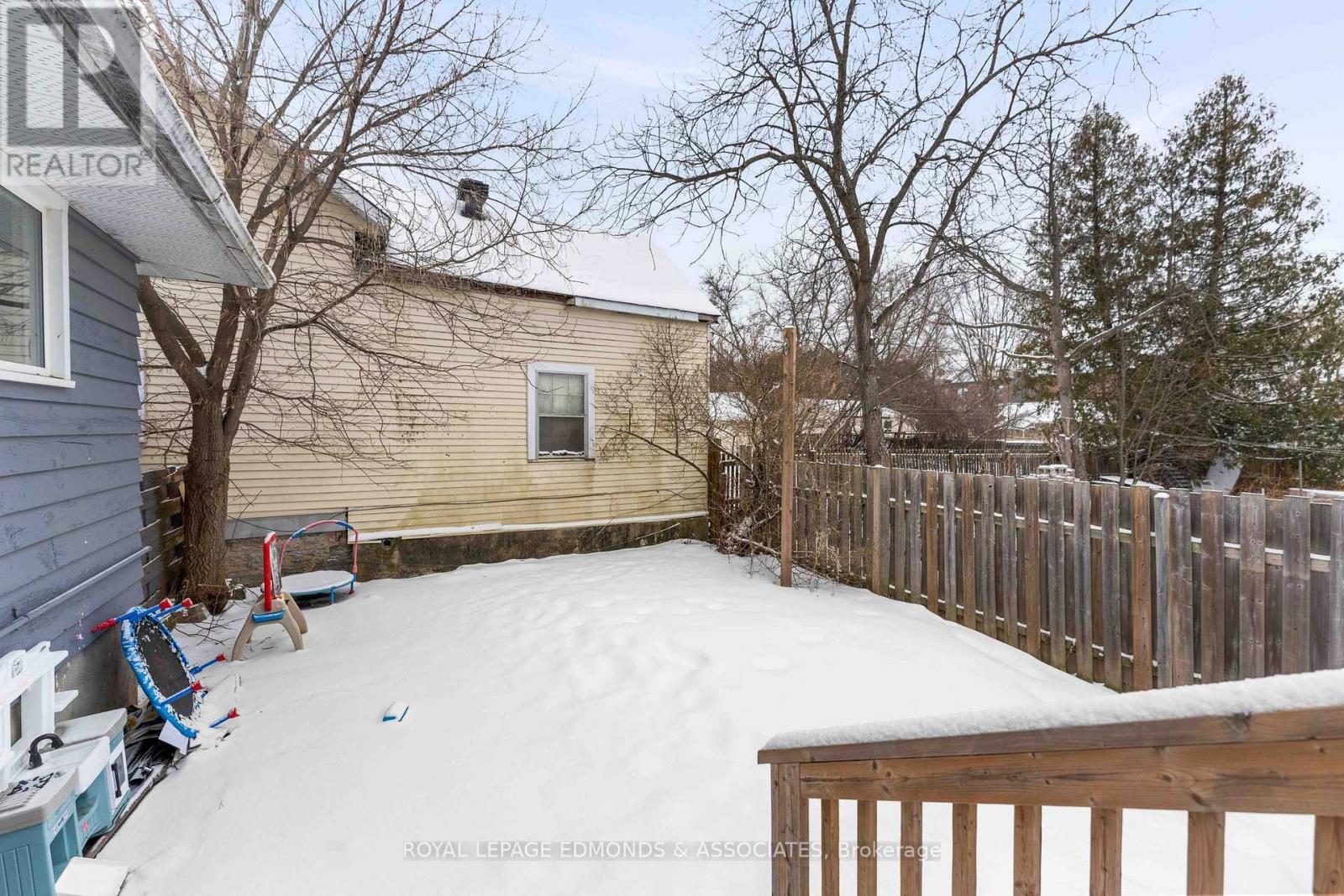 












140 CECELIA STREET

,
Pembroke,




Ontario
K8A1R6

