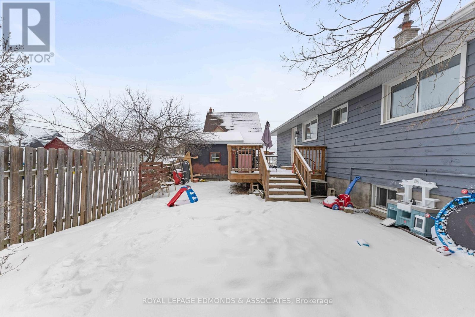 












140 CECELIA STREET

,
Pembroke,




Ontario
K8A1R6

