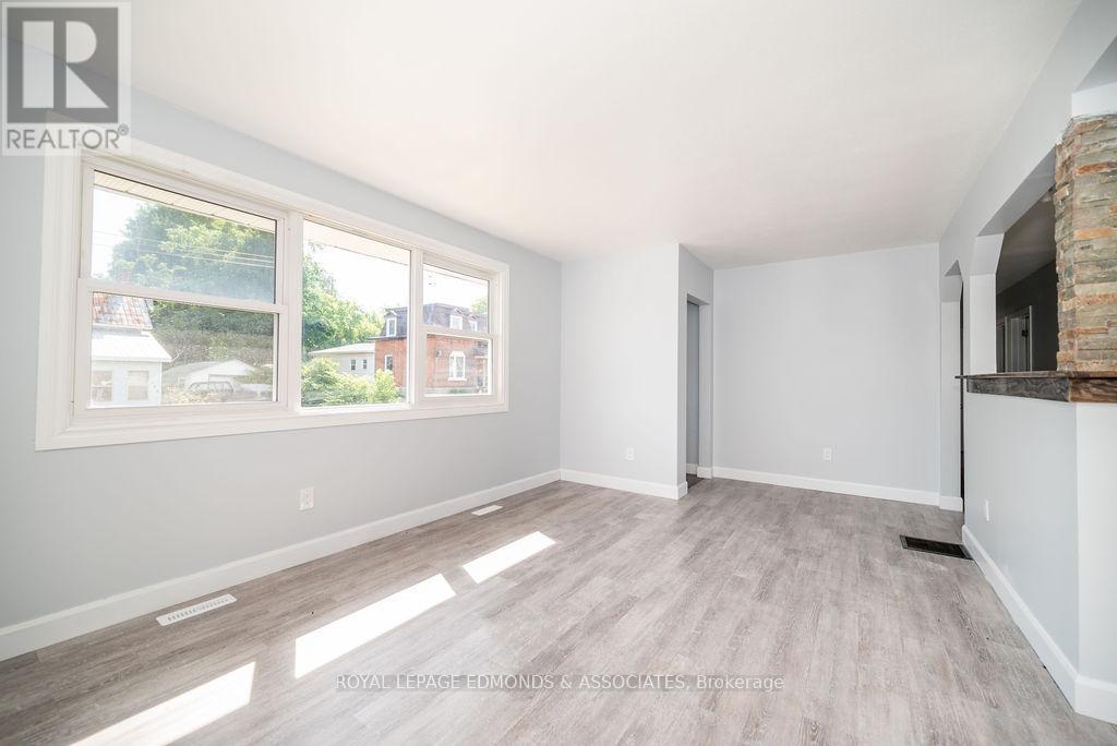 












140 CECELIA STREET

,
Pembroke,




Ontario
K8A1R6

