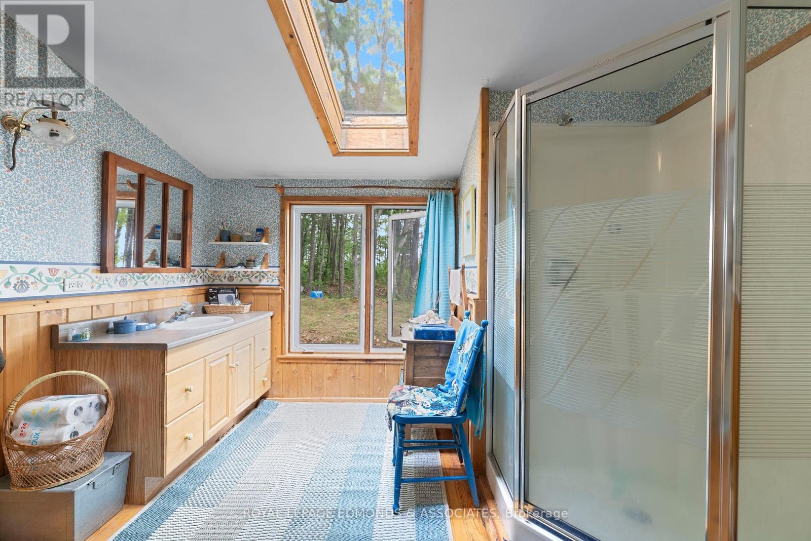 












0 WABEWABA ISLAND

,
Petawawa,




Ontario
K8H1Z1

