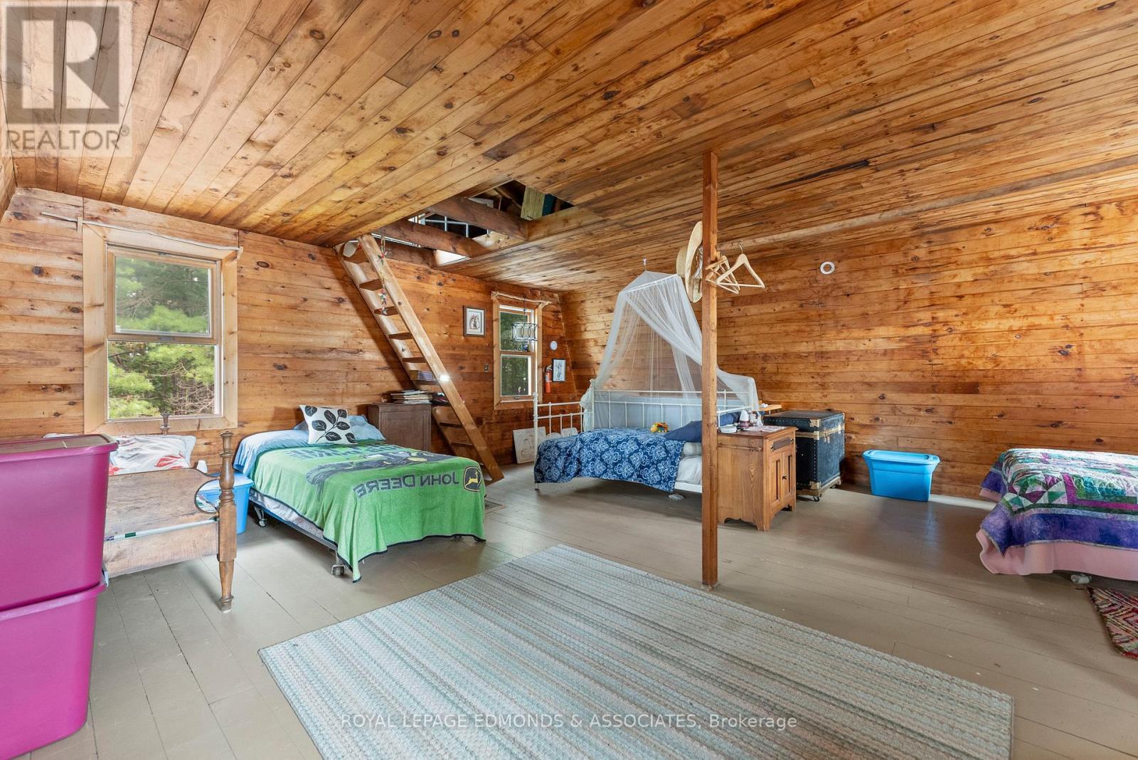 












0 WABEWABA ISLAND

,
Petawawa,




Ontario
K8H1Z1

