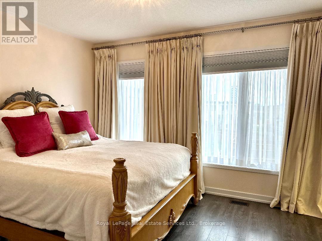 












3095 ERNEST APPELBE BOULEVARD

,
Oakville (GO Glenorchy),




Ontario
L6H0P3

