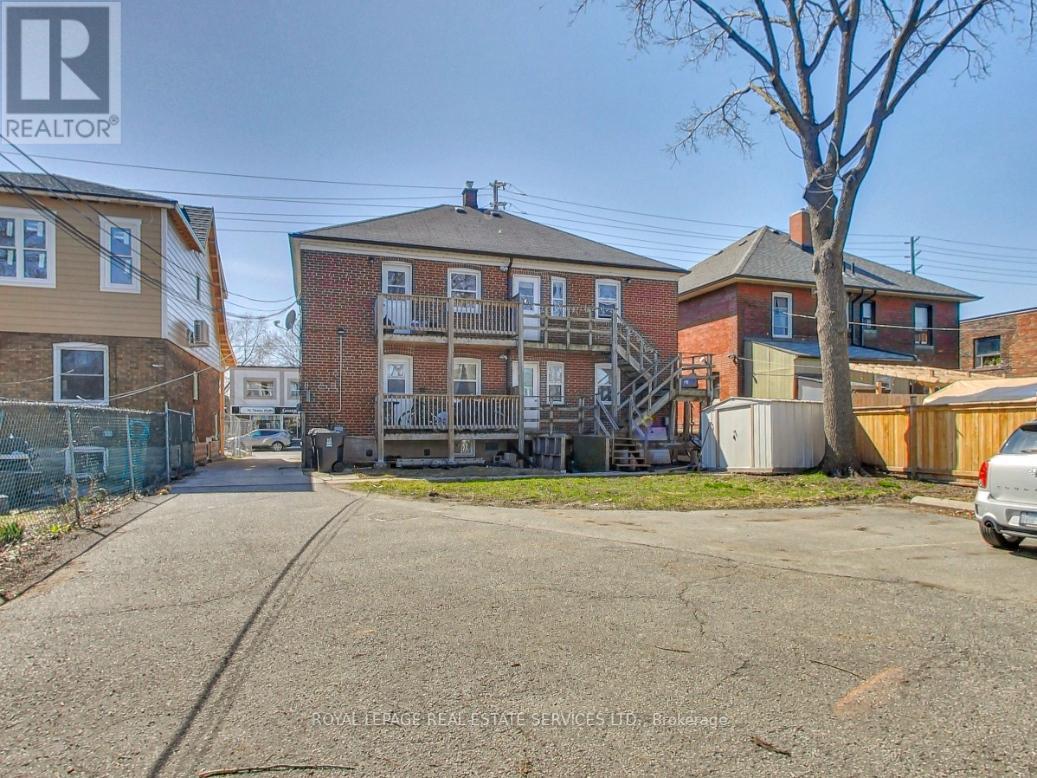 












197 ROYAL YORK ROAD

,
Toronto,




Ontario
M8V2V5

