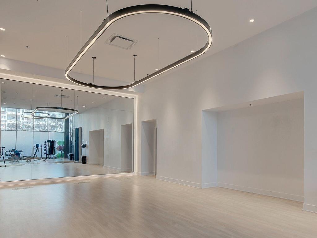 









2320


Rue Tupper

, 1004,
Montréal (Ville-Marie),




QC
H3H0B8

