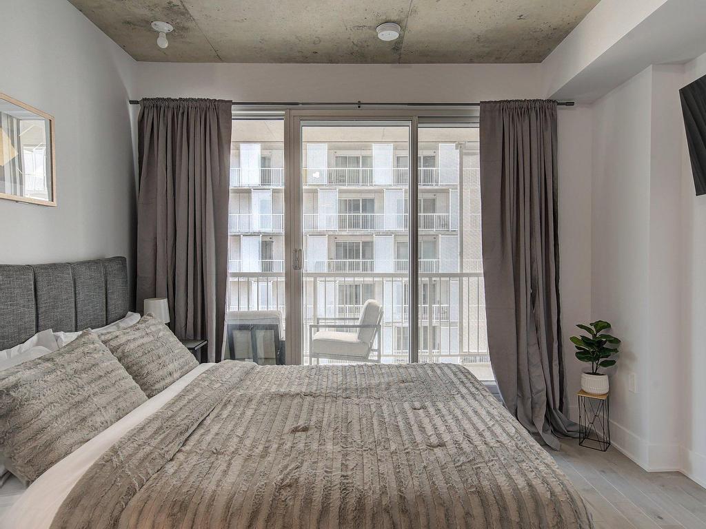 









2320


Rue Tupper

, 1004,
Montréal (Ville-Marie),




QC
H3H0B8

