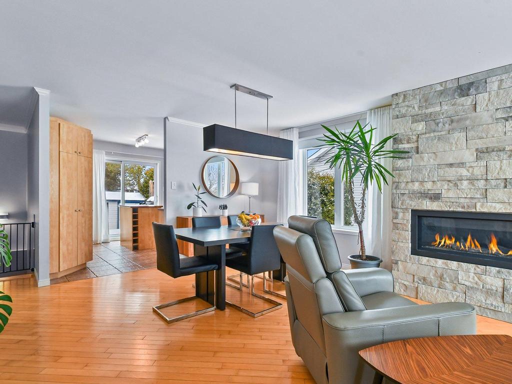 









2796


Rue Calaïs

,
Mascouche,




QC
J7K3R2

