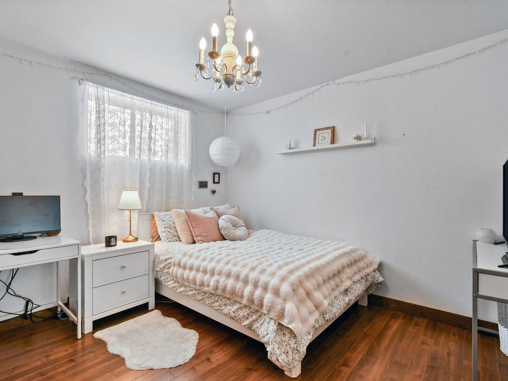 









2796


Rue Calaïs

,
Mascouche,




QC
J7K3R2

