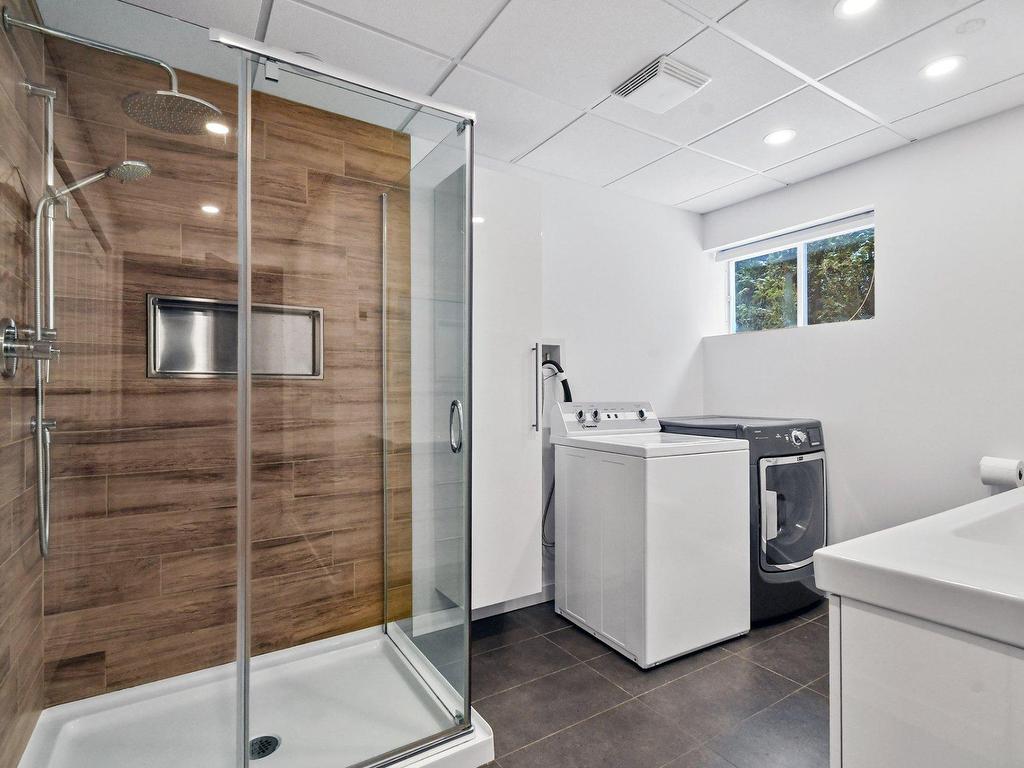 









2796


Rue Calaïs

,
Mascouche,




QC
J7K3R2

