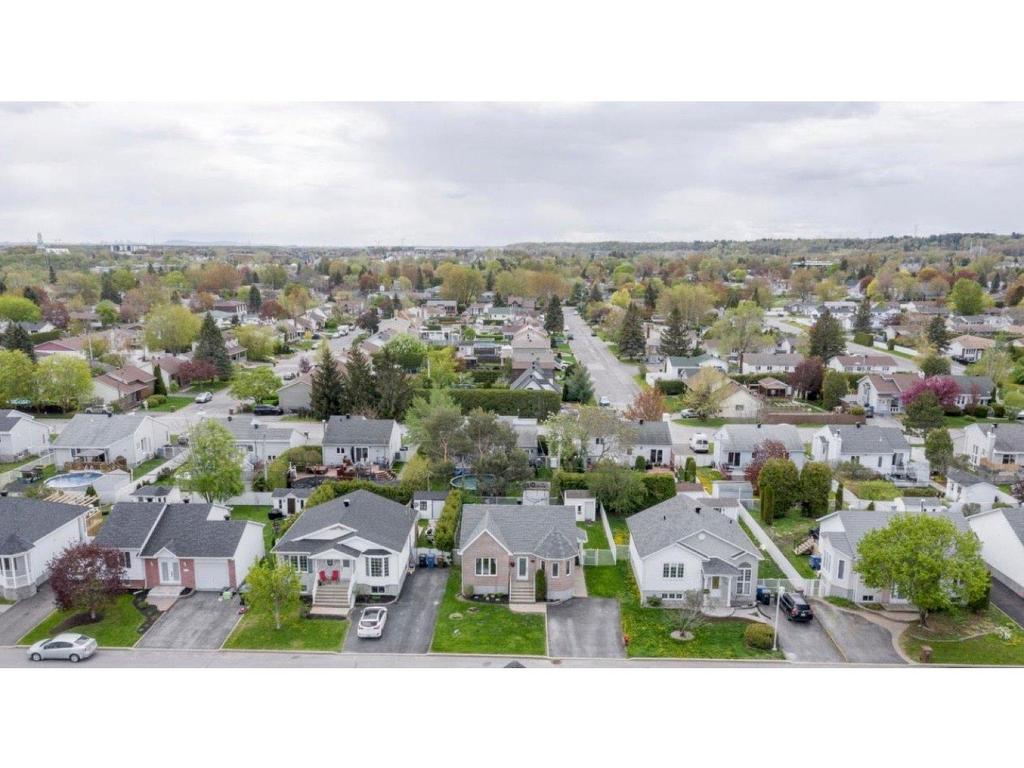 









2796


Rue Calaïs

,
Mascouche,




QC
J7K3R2

