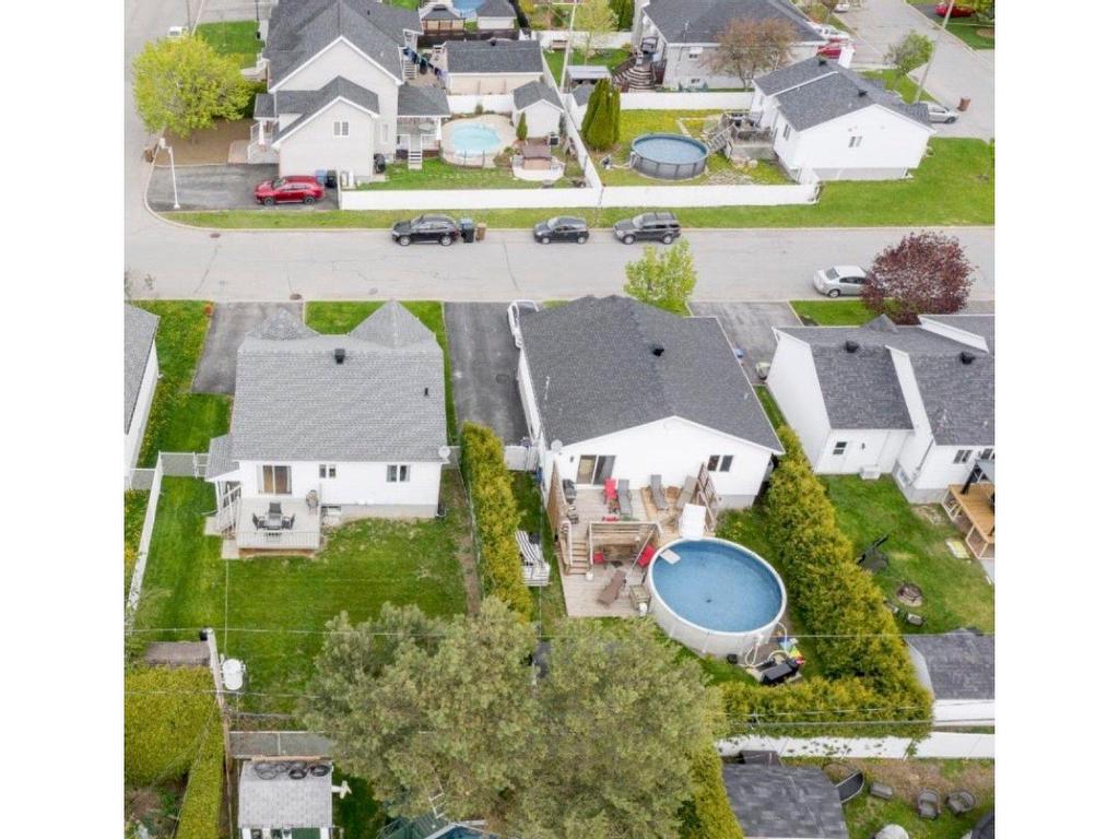 









2796


Rue Calaïs

,
Mascouche,




QC
J7K3R2


