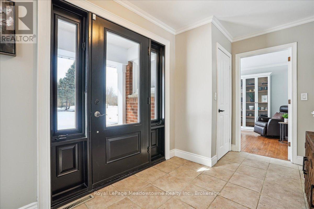 












12840 BRITANNIA ROAD

,
Milton (MI Rural Milton),




Ontario
L9E0V3

