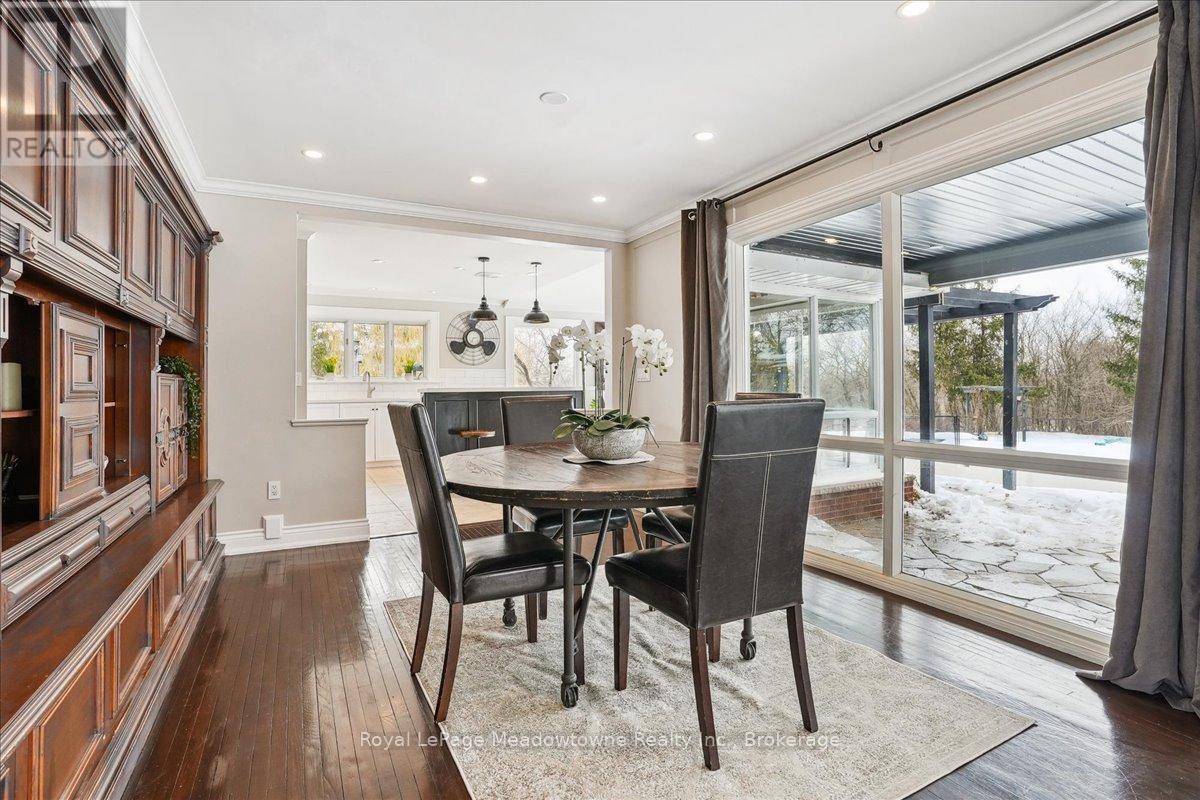 












12840 BRITANNIA ROAD

,
Milton (MI Rural Milton),




Ontario
L9E0V3

