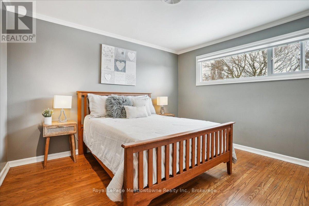 












12840 BRITANNIA ROAD

,
Milton (MI Rural Milton),




Ontario
L9E0V3

