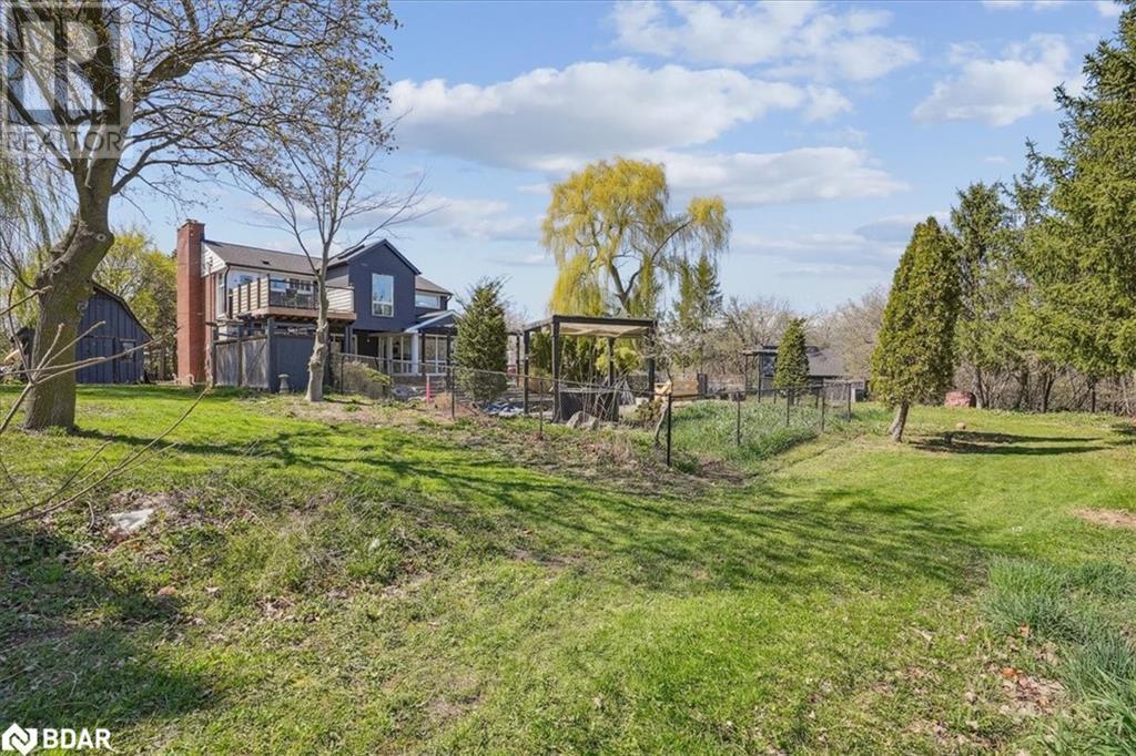 












12840 BRITANNIA Road

,
Milton,




Ontario
L9E0V3

