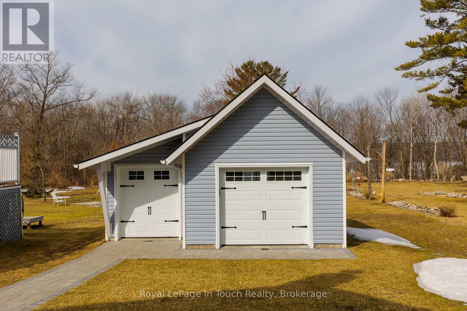 












306 CHURCH STREET

,
Penetanguishene,




Ontario
L9M1G5

