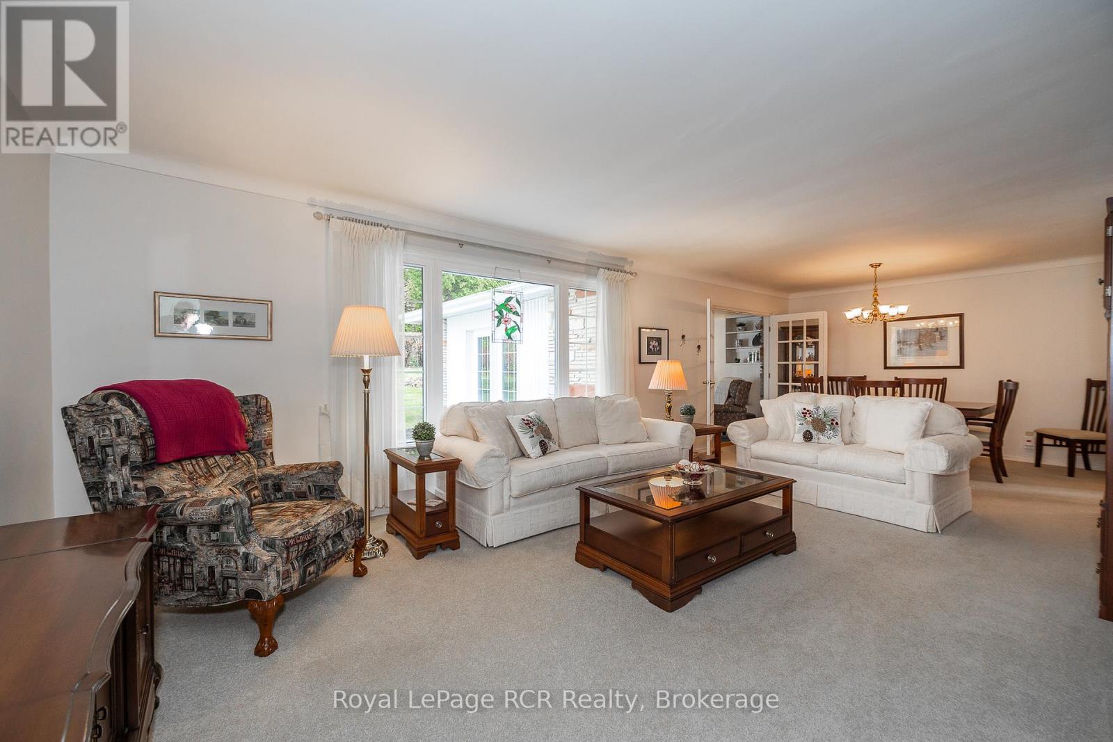 












149 7TH AVENUE E

,
Owen Sound,




Ontario
N4K2W8

