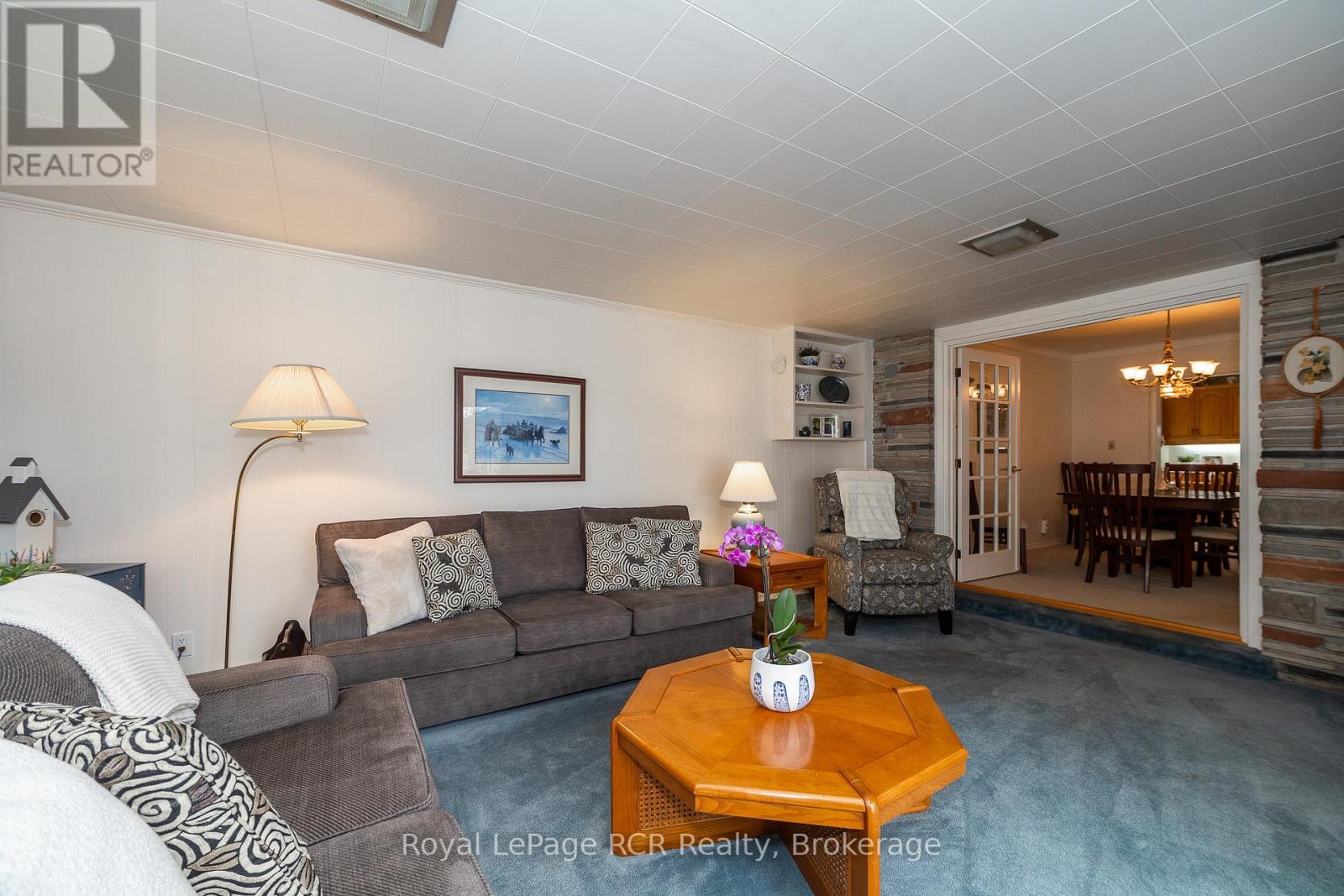 












149 7TH AVENUE E

,
Owen Sound,




Ontario
N4K2W8

