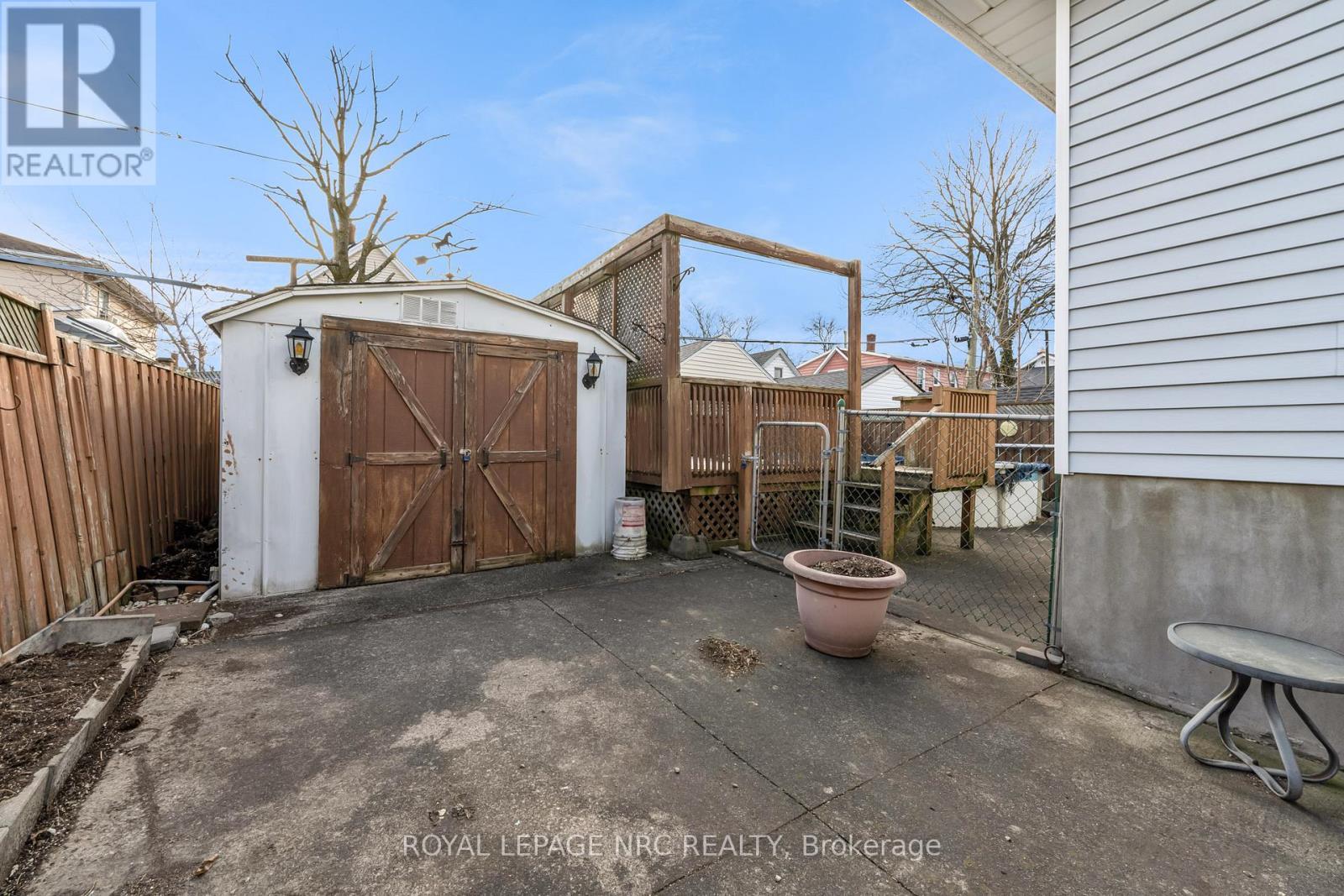 












52 ST GEORGE STREET

,
St. Catharines (Facer),




Ontario
L2M5P6

