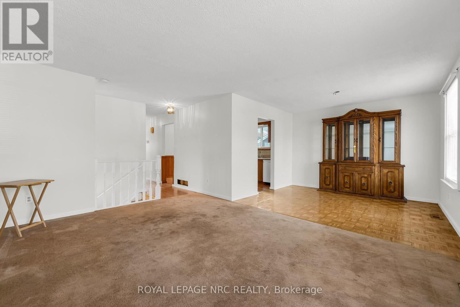












52 ST GEORGE STREET

,
St. Catharines (Facer),




Ontario
L2M5P6

