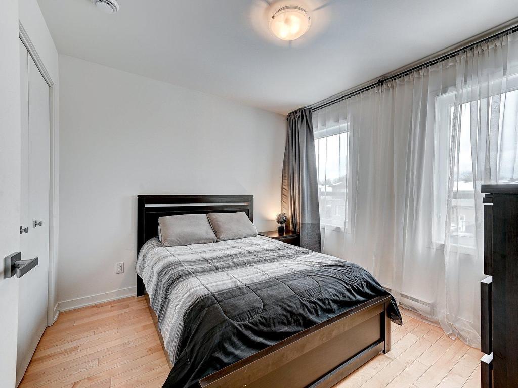 









2634


Rue des Salicaires

,
Longueuil (Le Vieux-Longueuil),




QC
J4M0B8

