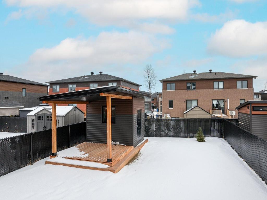 









2634


Rue des Salicaires

,
Longueuil (Le Vieux-Longueuil),




QC
J4M0B8

