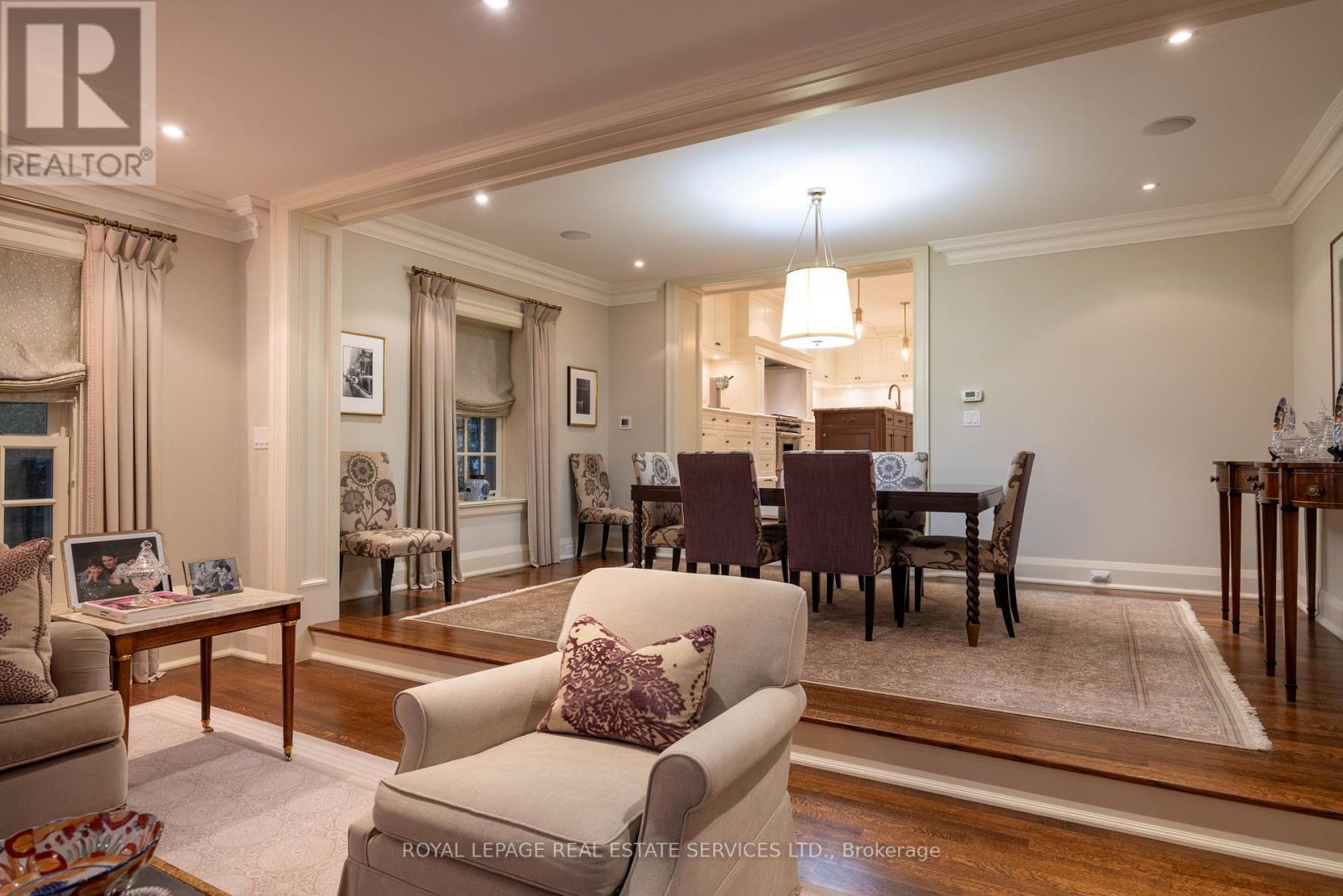 












80 OLD FOREST HILL ROAD

,
Toronto,




Ontario
M5P2R5

