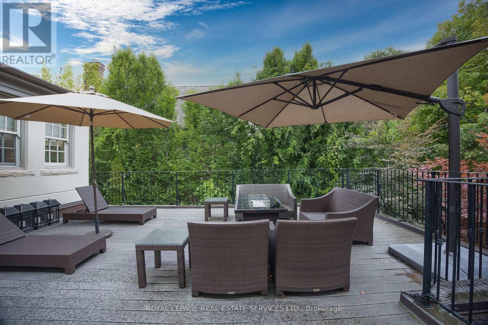












80 OLD FOREST HILL ROAD

,
Toronto,




Ontario
M5P2R5

