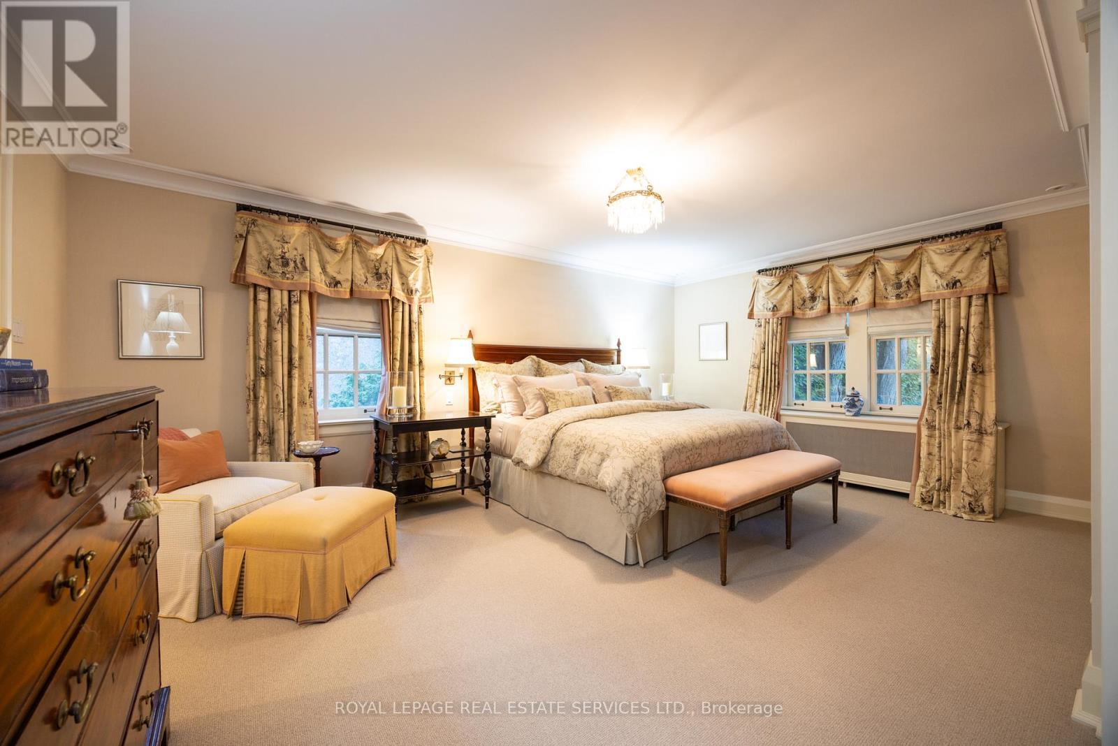 












80 OLD FOREST HILL ROAD

,
Toronto,




Ontario
M5P2R5

