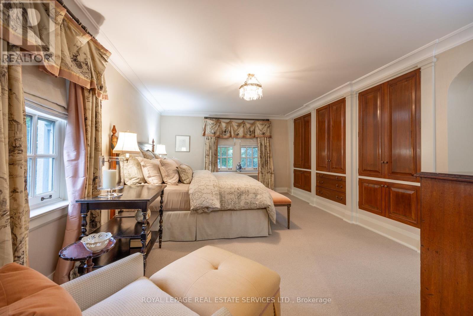 












80 OLD FOREST HILL ROAD

,
Toronto,




Ontario
M5P2R5

