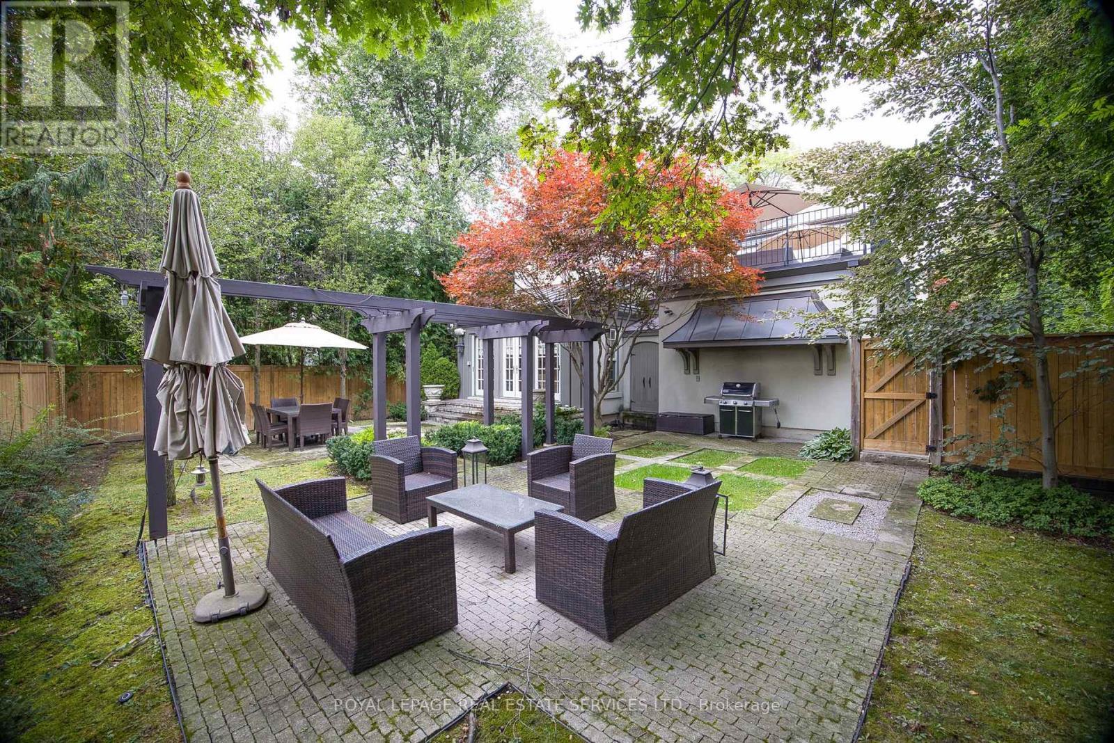 












80 OLD FOREST HILL ROAD

,
Toronto,




Ontario
M5P2R5

